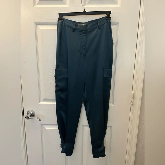 Aritzia color deep pandora green Refined Satin Cargo Pant - Picture 5 of 10